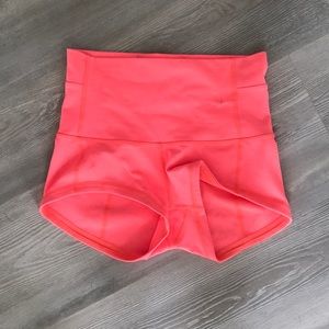 Lululemon wonder short 2” high rise